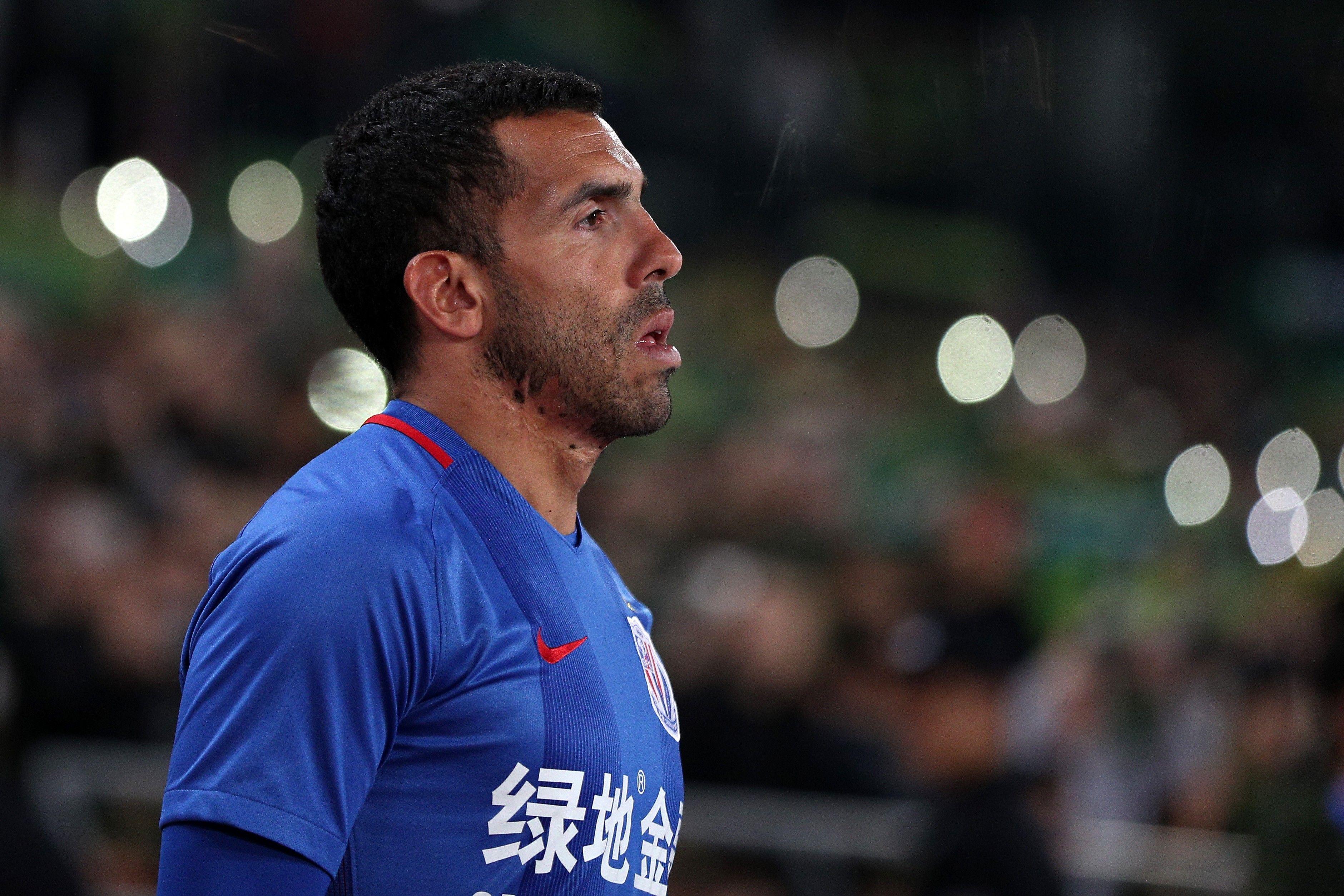 特维斯留队?申花恐弃两功勋 新赛季双线压力大