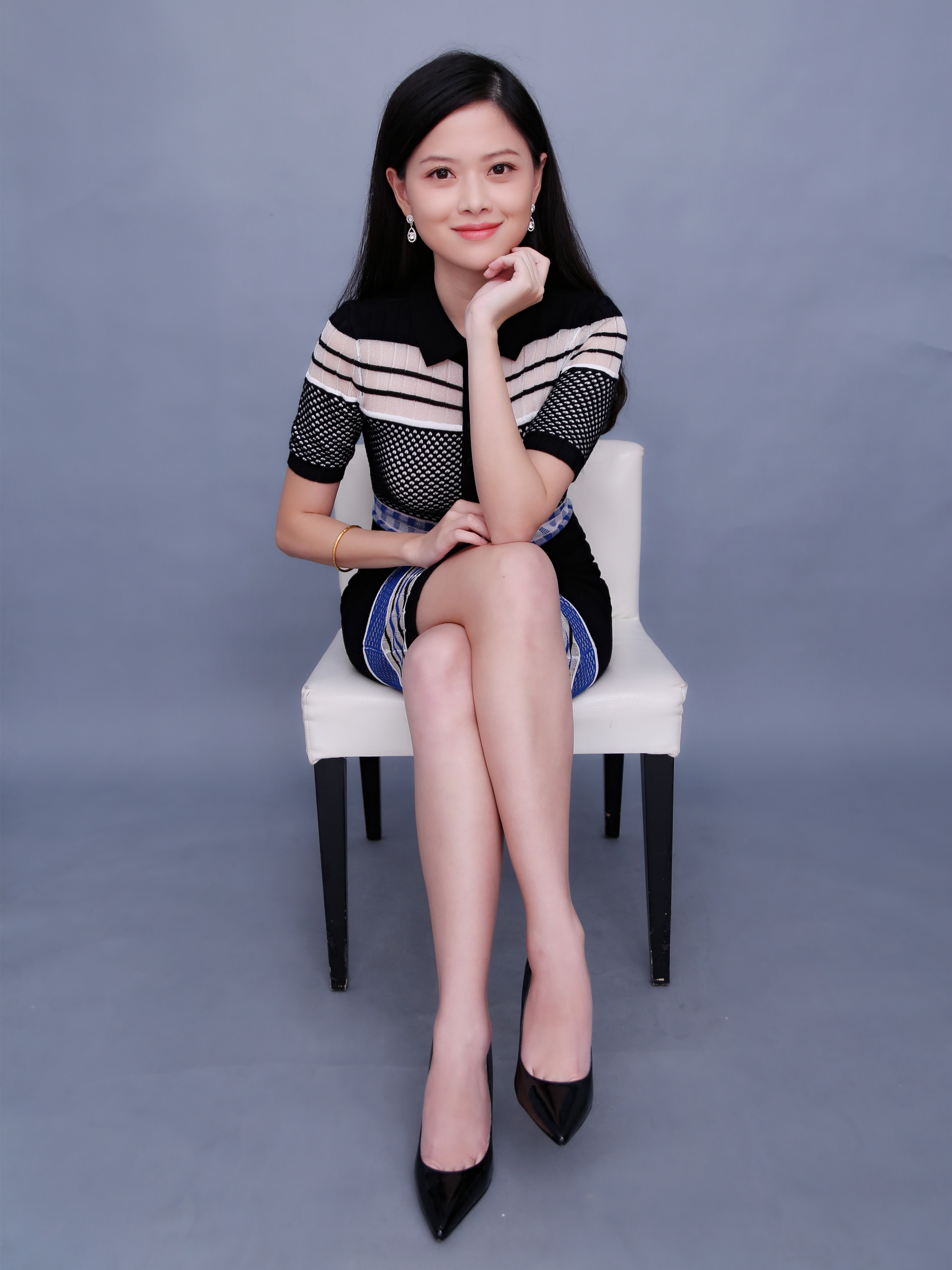 她曾是财经才女,如今竟成了央视节目主持人,30岁了还单身