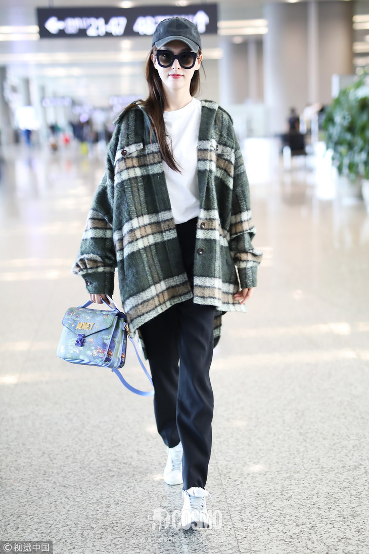 2017机场街拍到底谁赢了女明星们通通笑而不语