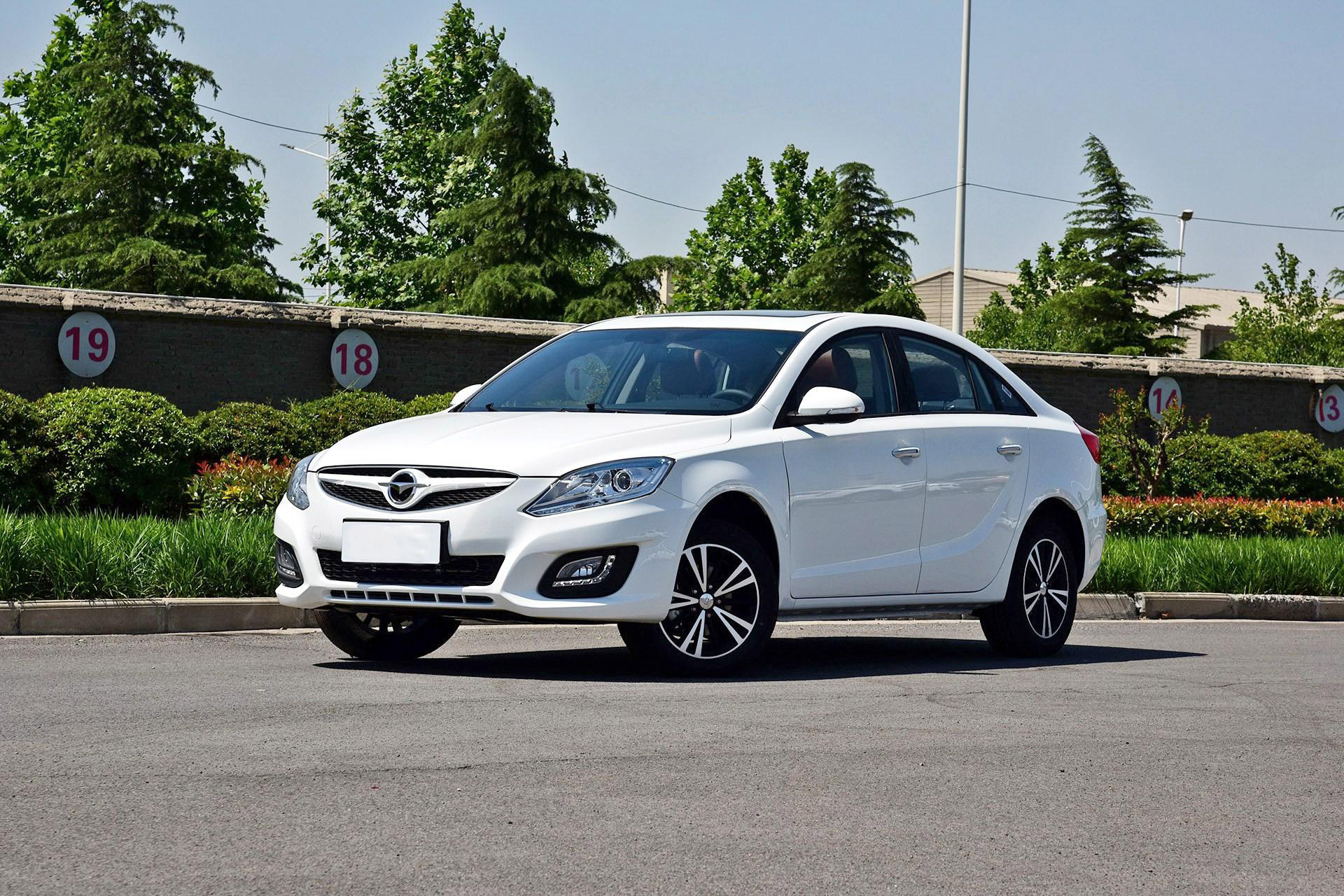 进军公共出行市场 海马m6混动版将于2018年5月亮相