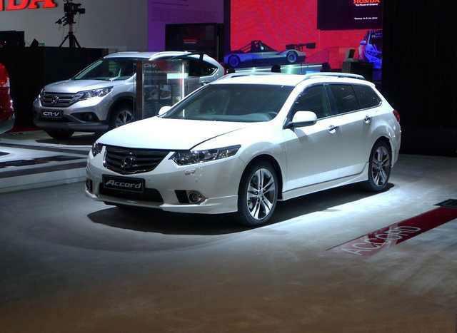 本田7座雅阁外观霸气完虐汉兰达,仅售20万!