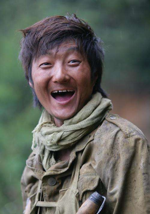 他被称为"最丑男神", 今现身医院丑出新高度_凤凰网娱乐_凤凰网