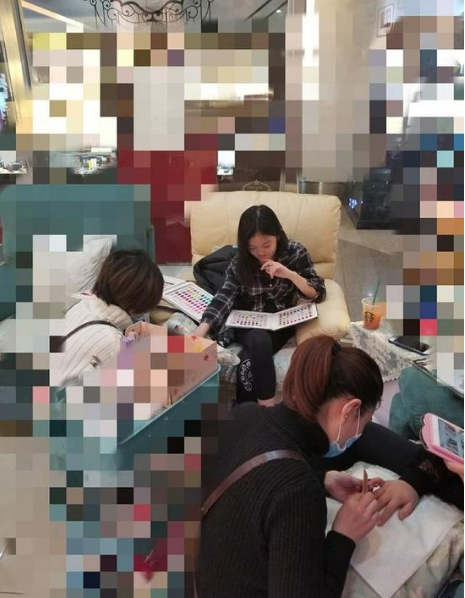 元旦节李亚鹏带女儿李嫣爬山 网友都被李嫣的腿惊呆了！(组图) - 8