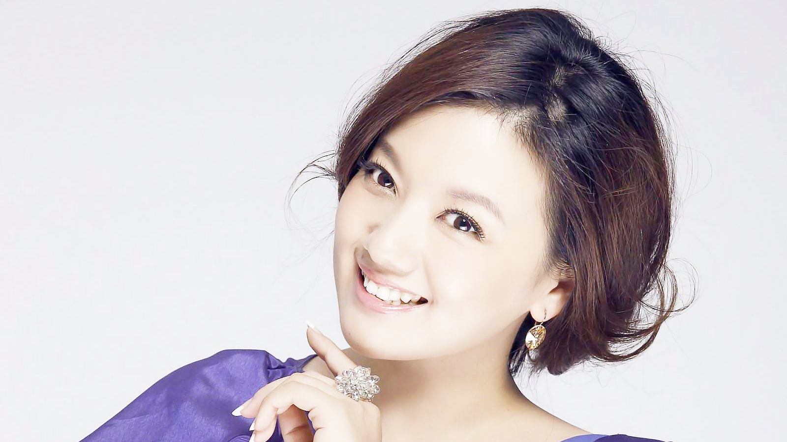 柏文江南听雨充满了诗意的浪漫