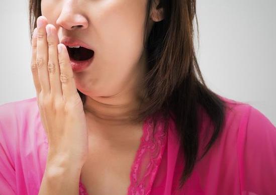 晨起感觉口苦呼出气体来感觉口臭这是身体发出求救信号