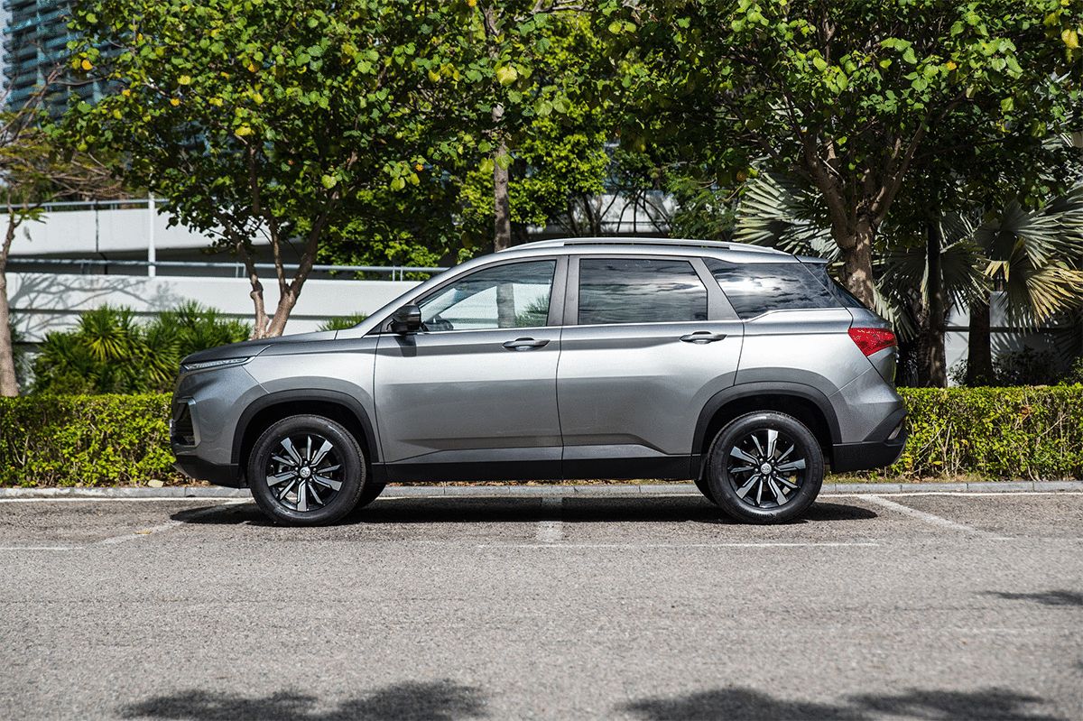 【实拍】宝骏最新神级suv,预售8万起,3月上市!