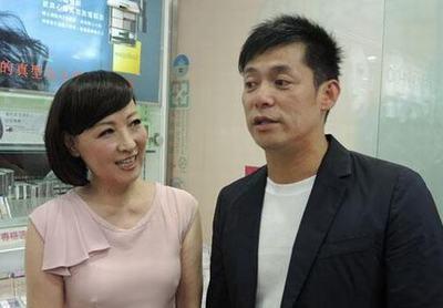 澄清父亲不是强奸犯的她 曾力挺母亲和干哥哥恋情