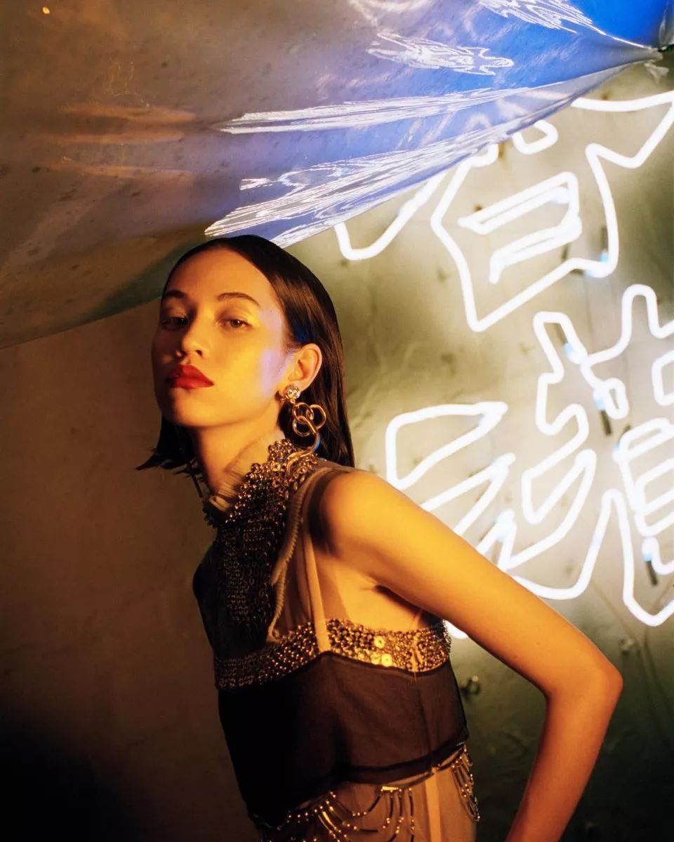 photographed by monika mogi for 日本版《费加罗》2018年2月刊最后