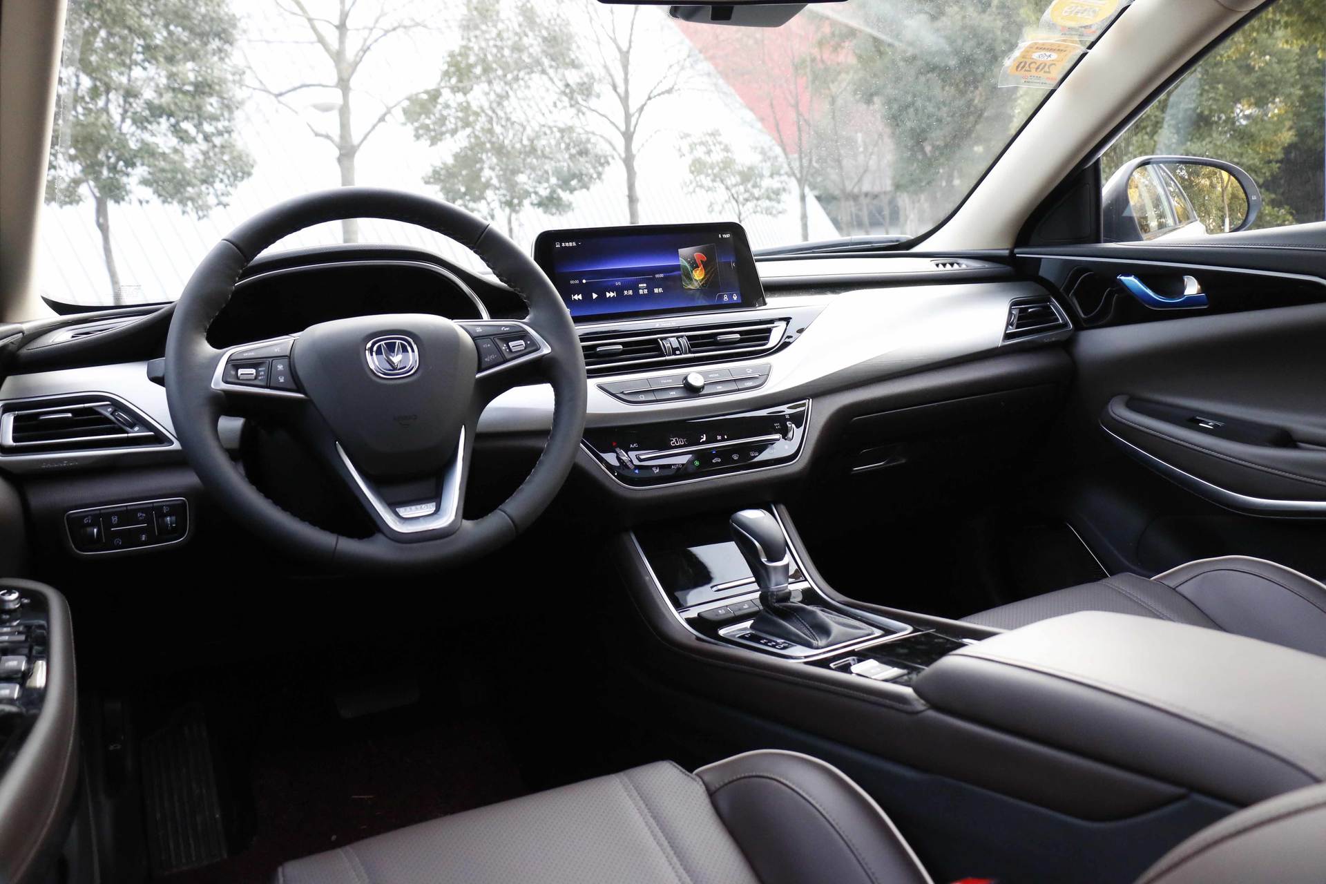 惊鸿一瞥望长安,睿骋cc挑战合资审美极限