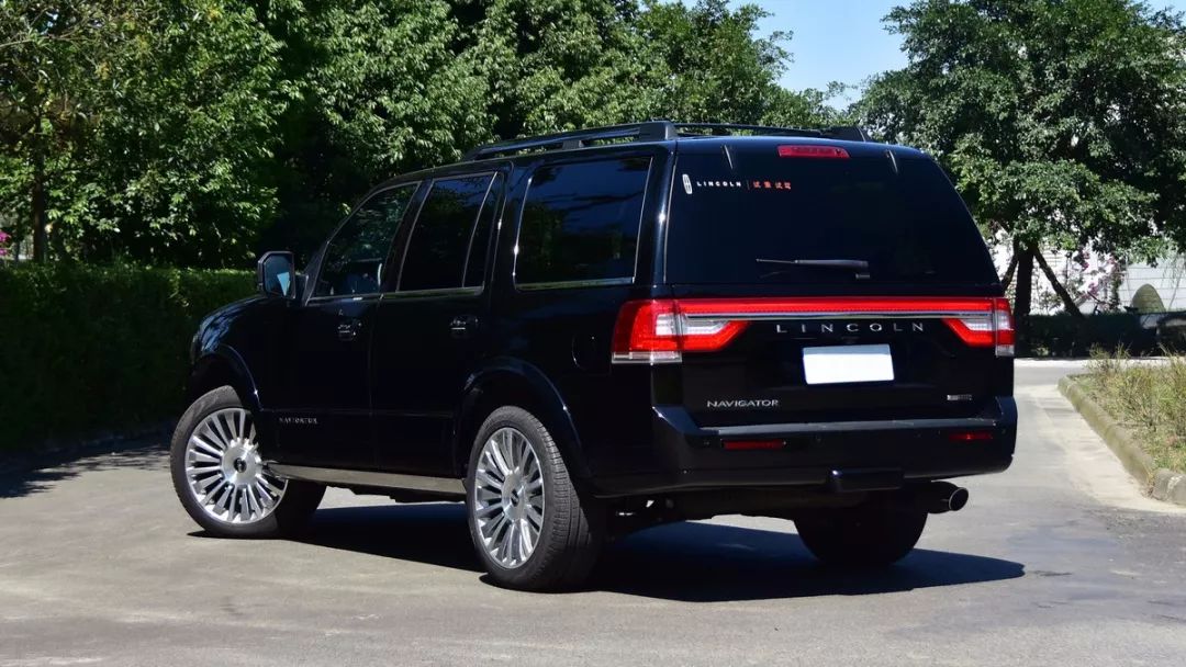 想花100万的钱装300万的b?全新林肯领航员来帮你!