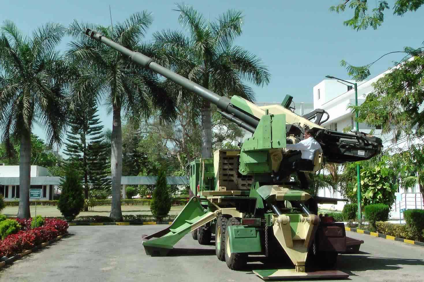 带翅膀的卡车炮印度tata155卡车炮