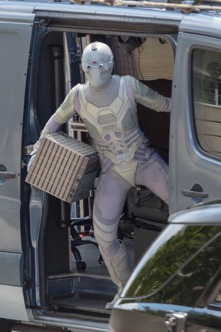 蚁人2大反派现身幽灵戏服造型像外星人