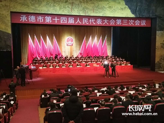 长城网承德2月7日讯(记者 杨金文 镡立勇)2月7日,从承德市两会上获悉