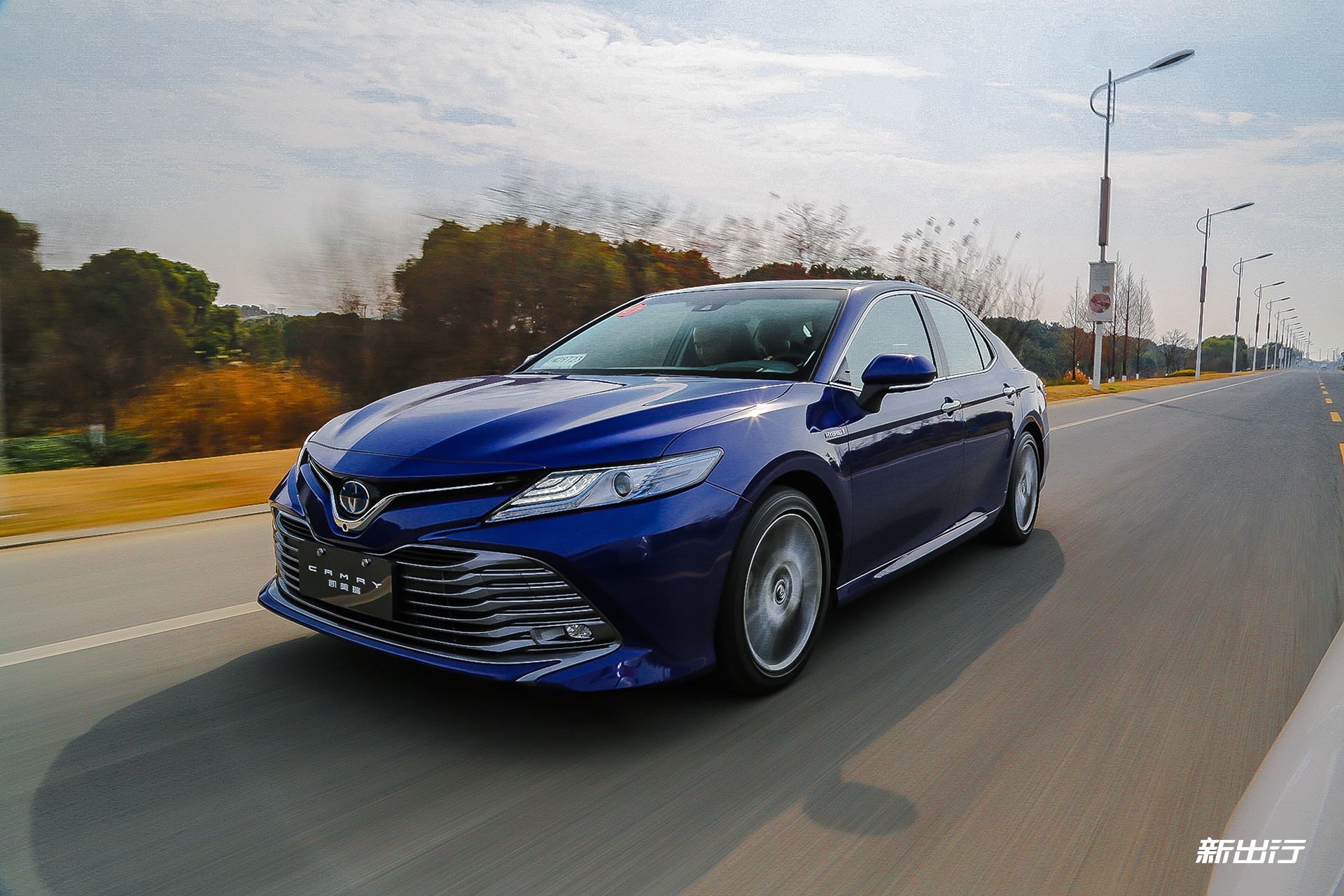 全新第八代凯美瑞双擎在广州卖断货刷新混动车月销量纪录