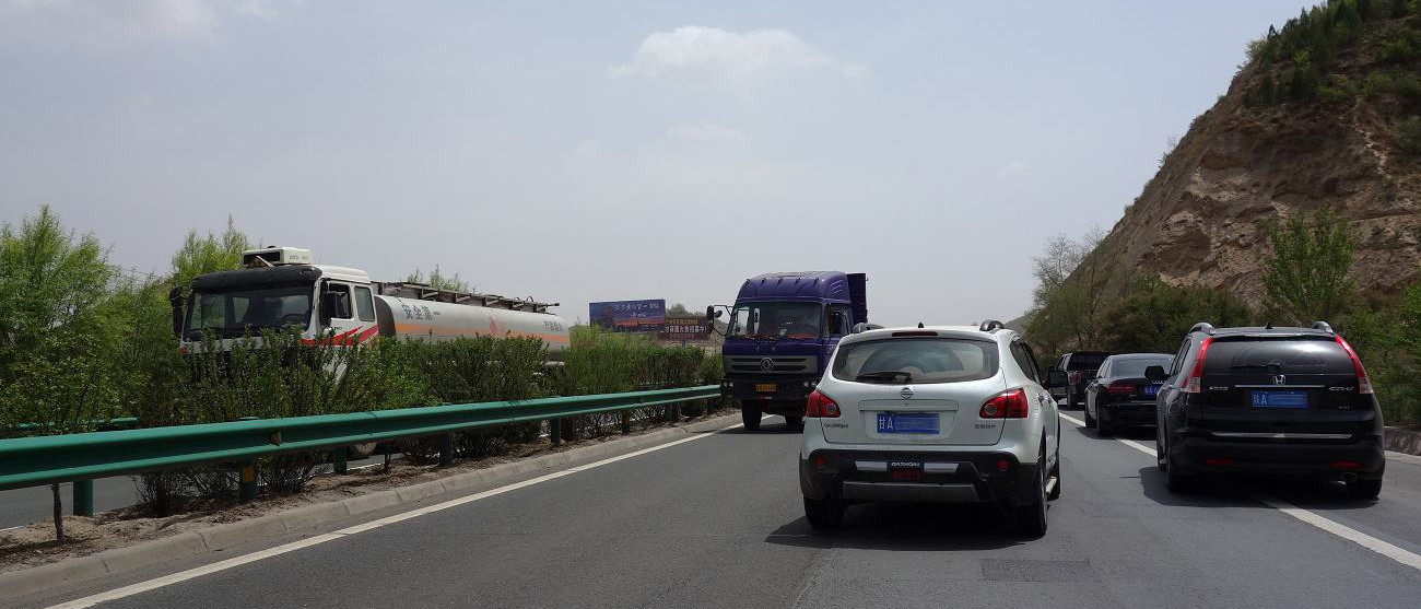 过年开车走亲串友,做到这些才能称为"老司机"