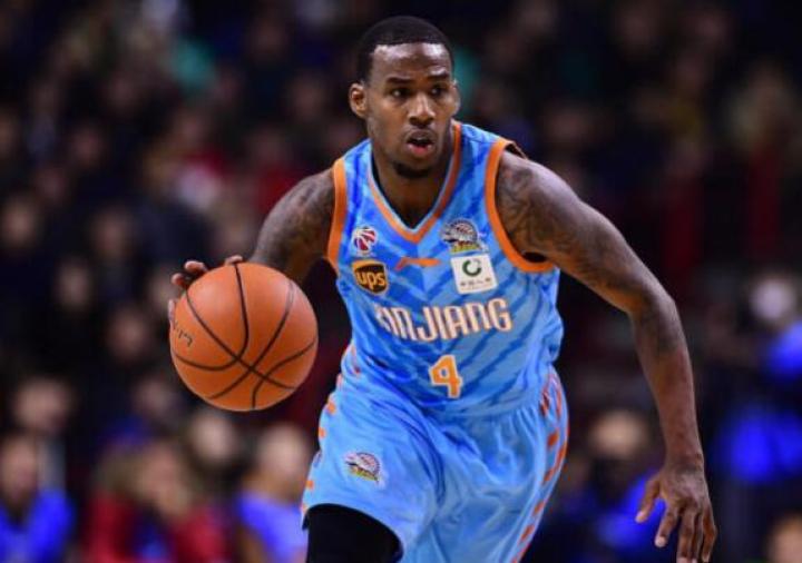 亚当斯淬火蜕变, 布拉切"瘦"升内线级别?