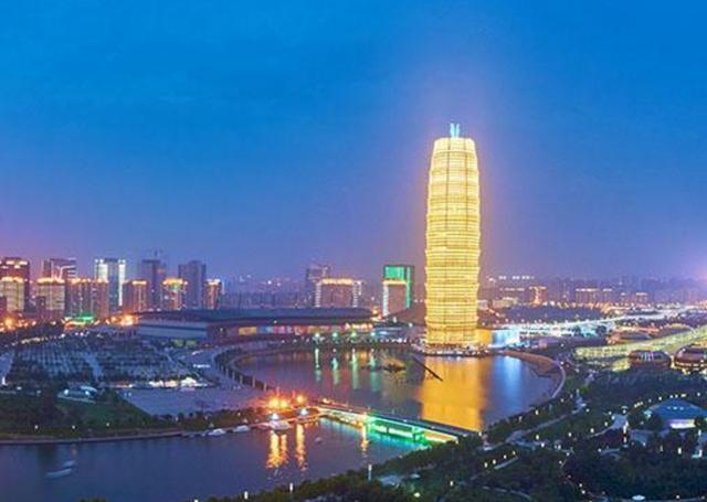 gdp增速_2018武汉市gdp(3)