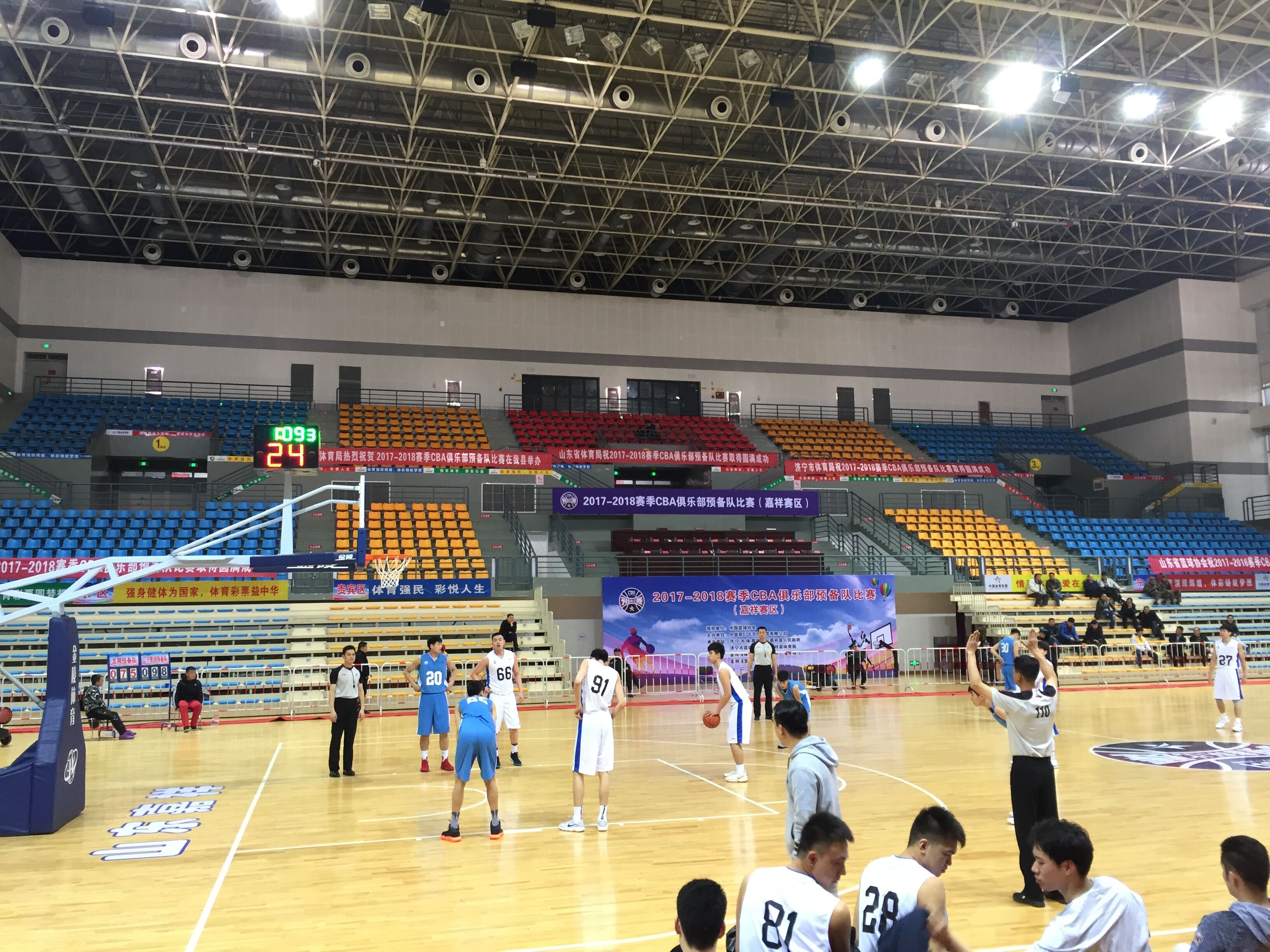 7日,2017—2018赛季cba俱乐部预备队篮球赛开赛,在首场比赛中,辽宁衡