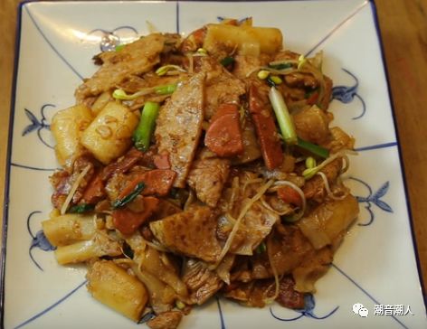 天冷了,听说来一份热腾腾,香喷喷的陆丰炒糕粿幸福感爆表哦~__凤凰网