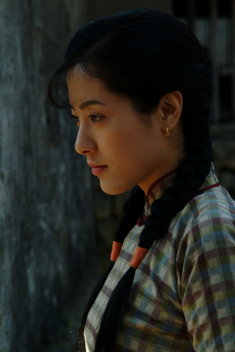 章子怡,袁泉都能红,为什么曾黎不能?