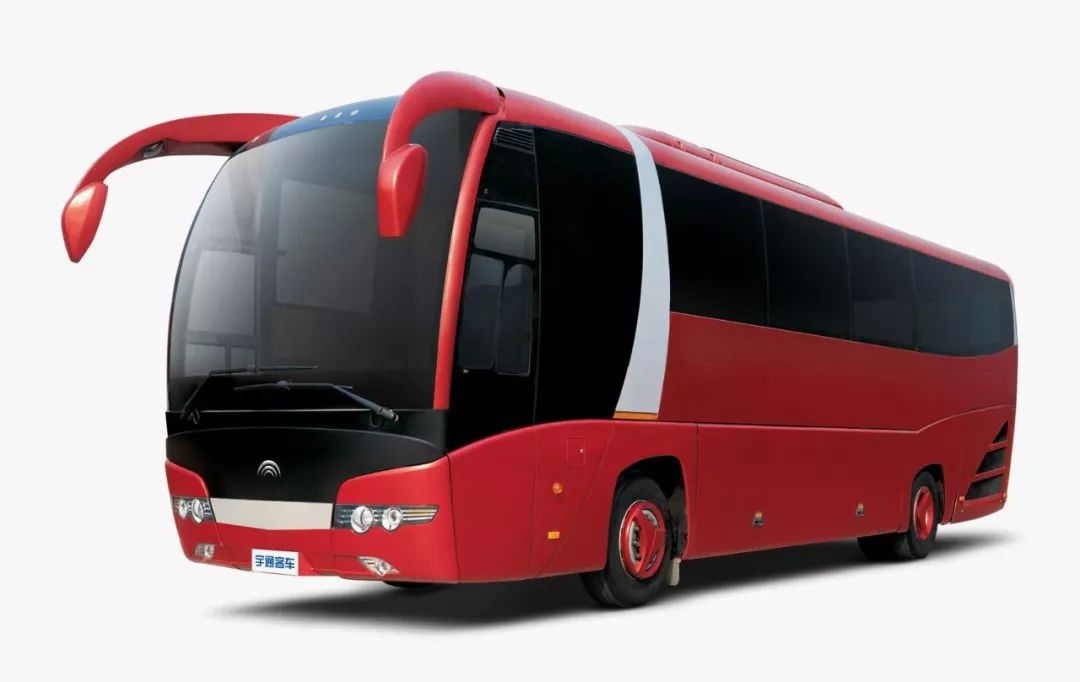 宇通客车,相比去年提升4个名次,也是前十车企中唯一的非乘用车.