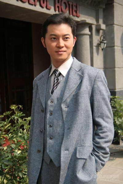 从英俊小生沙平威到被叫爷爷的中年大叔沙溢演绎一胖毁所有