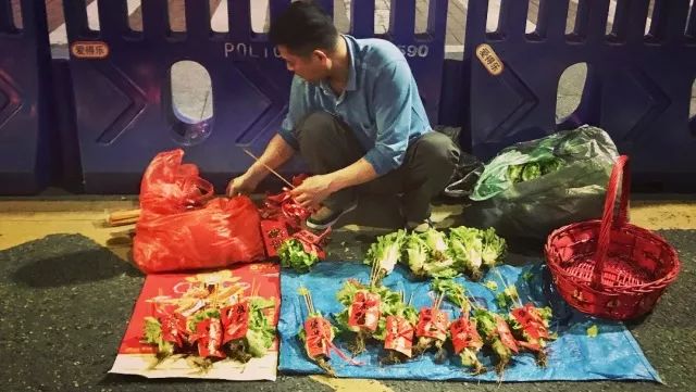 正月十六 | 佛山，你所不知道的“行通济”“扔生菜”__凤凰网