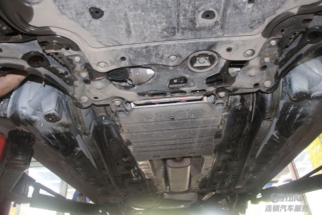 大众凌渡底盘防锈装甲,岳阳汉高汽车底盘装甲防锈特价