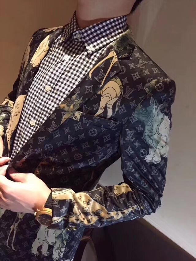 lv 今年新设计的疯狂动物园奢品时装,再一次震撼时尚圈