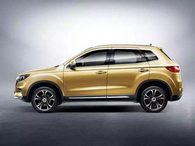 Senia R7 造型犀利激进的SENIA R7C , 将“平价轻奢”理念进行到底_凤凰网汽车_凤凰网
