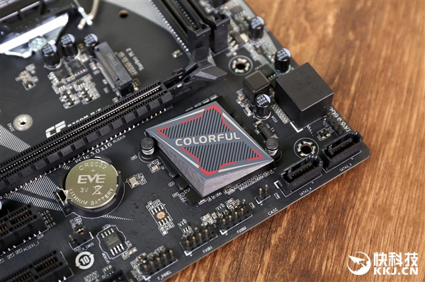 八代酷睿绝配七彩虹战斧cb360mhddeluxev20开箱图赏