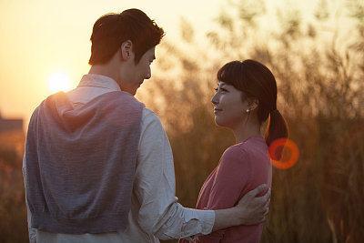 女人学会频繁的在微信上,对男人说这三句话,男人就会越来越爱你