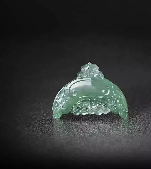 玉雕上的仿古纹饰,掩盖了数千年的惊人秘密!