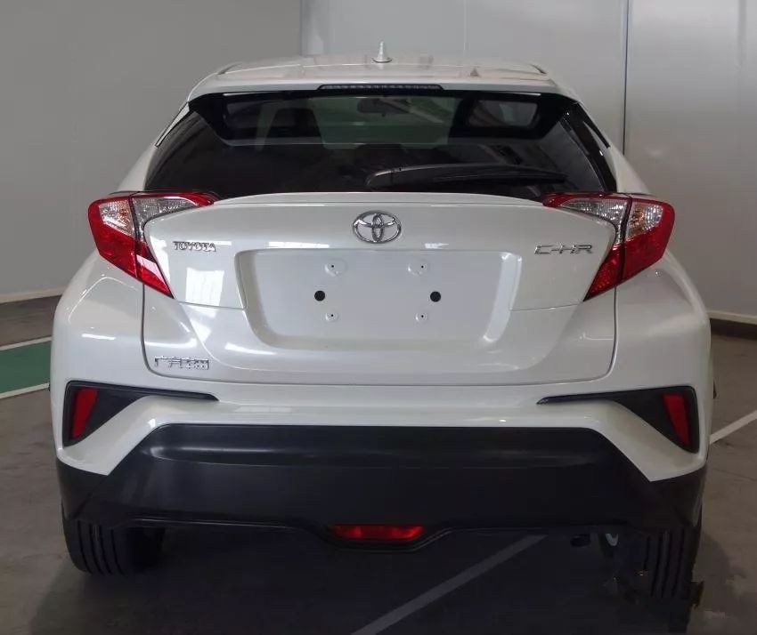 市场才对广汽丰田c-hr抱以厚望,认为其有一举称霸小型suv市场的潜力