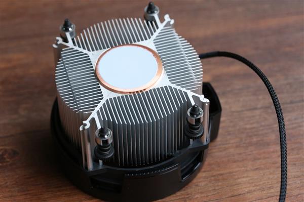 AMD锐龙二代原配散热器揭秘：酷冷至尊出品