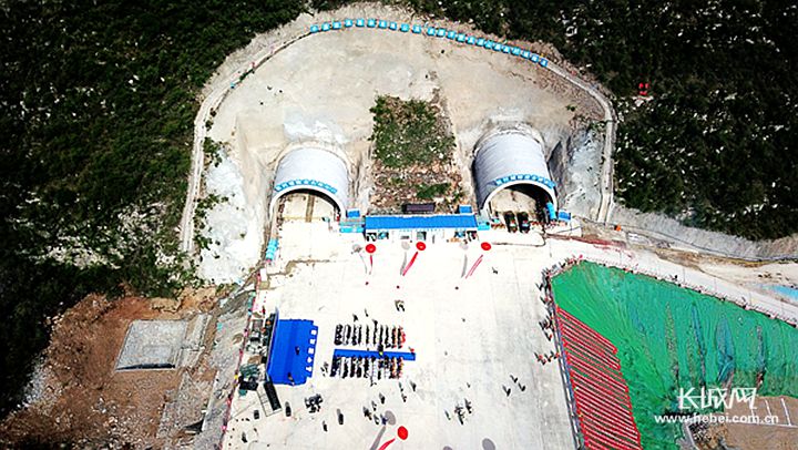 太行山高速隧道图片