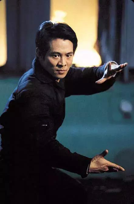 他不会说粤语 却撑起了整个港片的黄金时代!