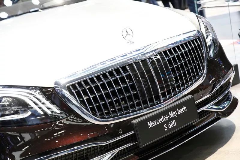 迈巴赫s680奔驰全新g级捷豹f-type 2.