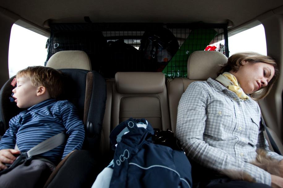 为什么坐车比开车累的更快?