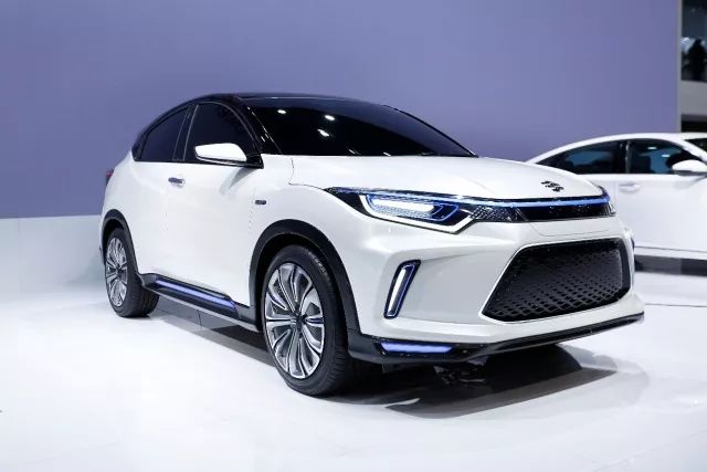 電動車,下半年還將推出首款插電式混動suv,整體配合廣汽本田的新能源