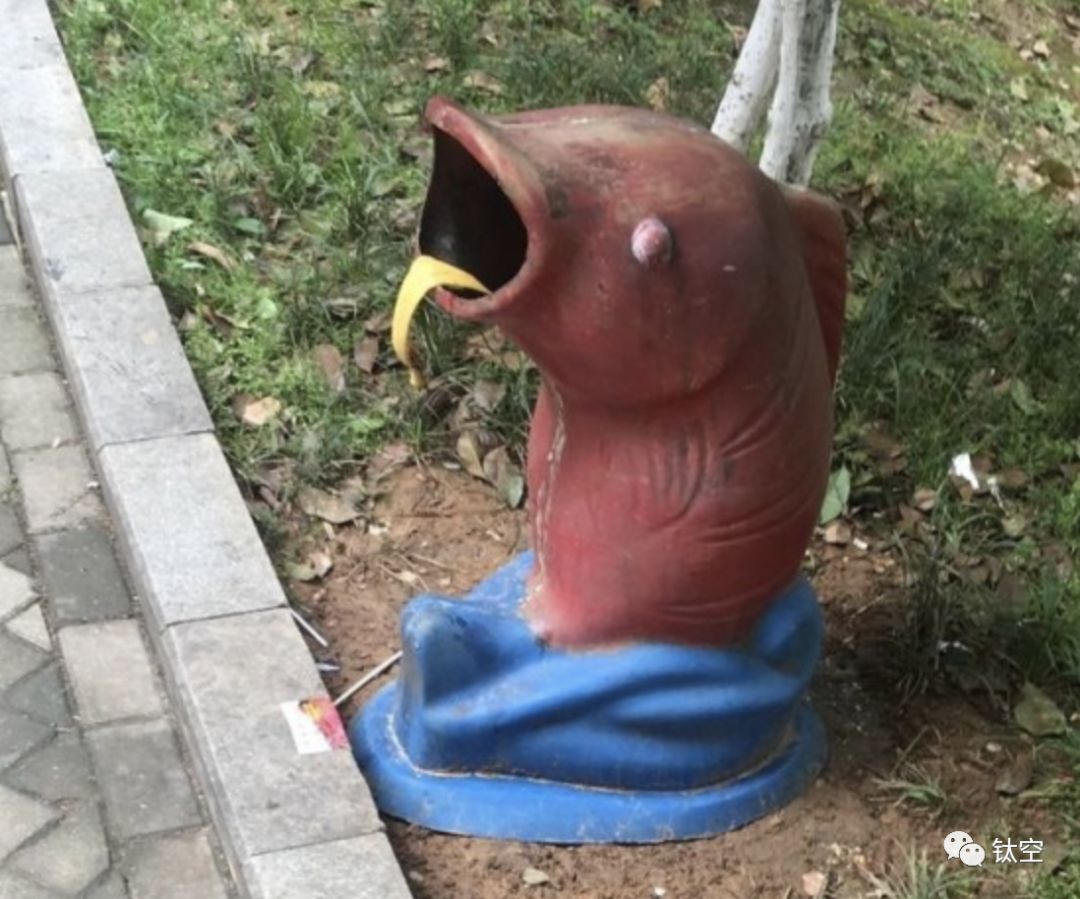 一个非常欠踢的智能垃圾桶让你从此不再讨厌扔垃圾生活方式