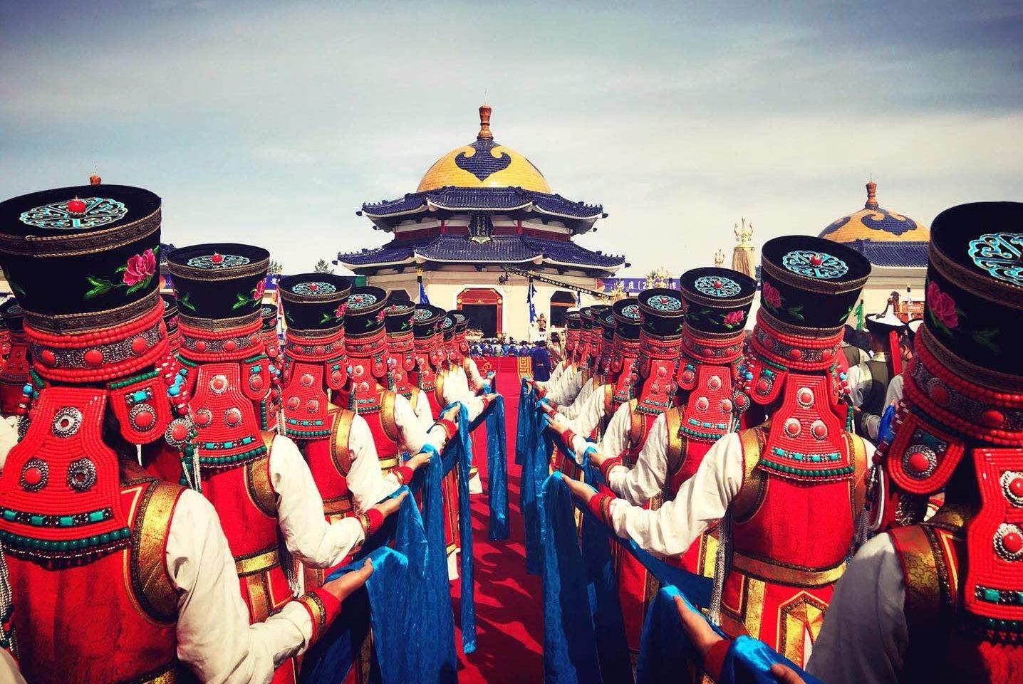 成吉思汗查干苏鲁克大典盛大开幕