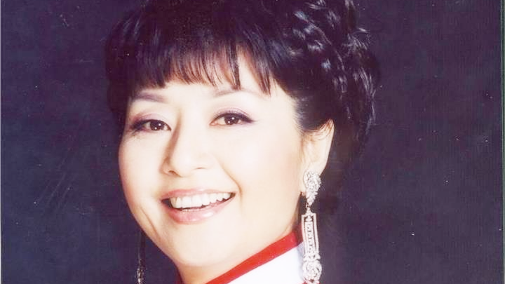 殷秀梅《不忘初心》曲调悠扬歌词暖心