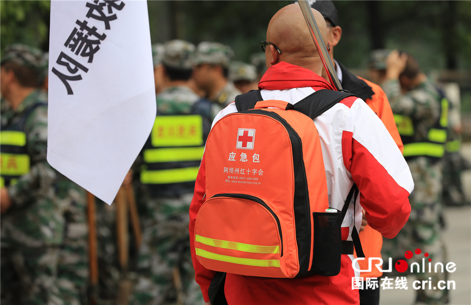 汶川地震十年来中国民间救援力量的成长_凤凰资讯