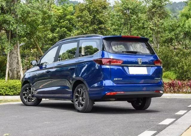 宝骏全新6座 mpv 5万起!看着比730年轻不少!