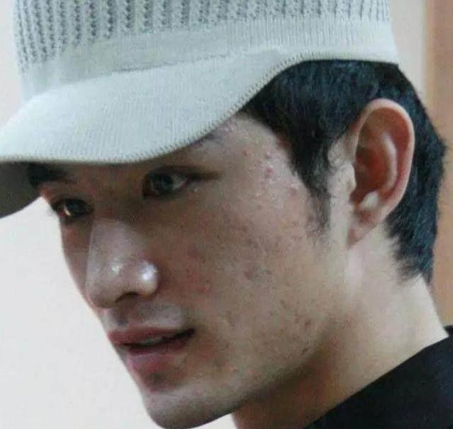 男星卸妆更可怕,陈冠希撞脸赵本山,孙红雷被指不帅,鹿晗成路人