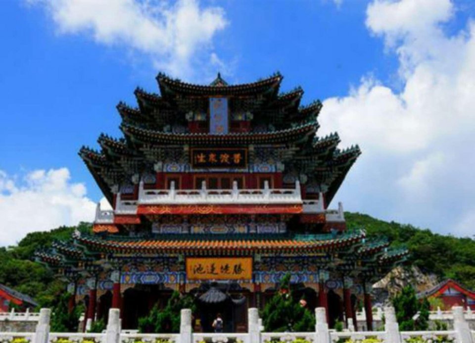 张家界大峡谷不在森林公园里吗?玻璃栈道和玻璃桥是一个地方吗?