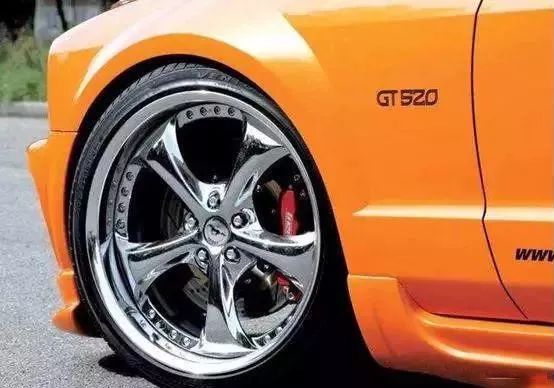 扁平比大的轮胎