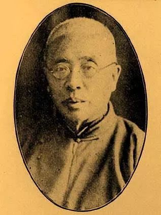 孟森也是被公认的中国近代清史学科的一位杰出奠基人,著有《明史讲义