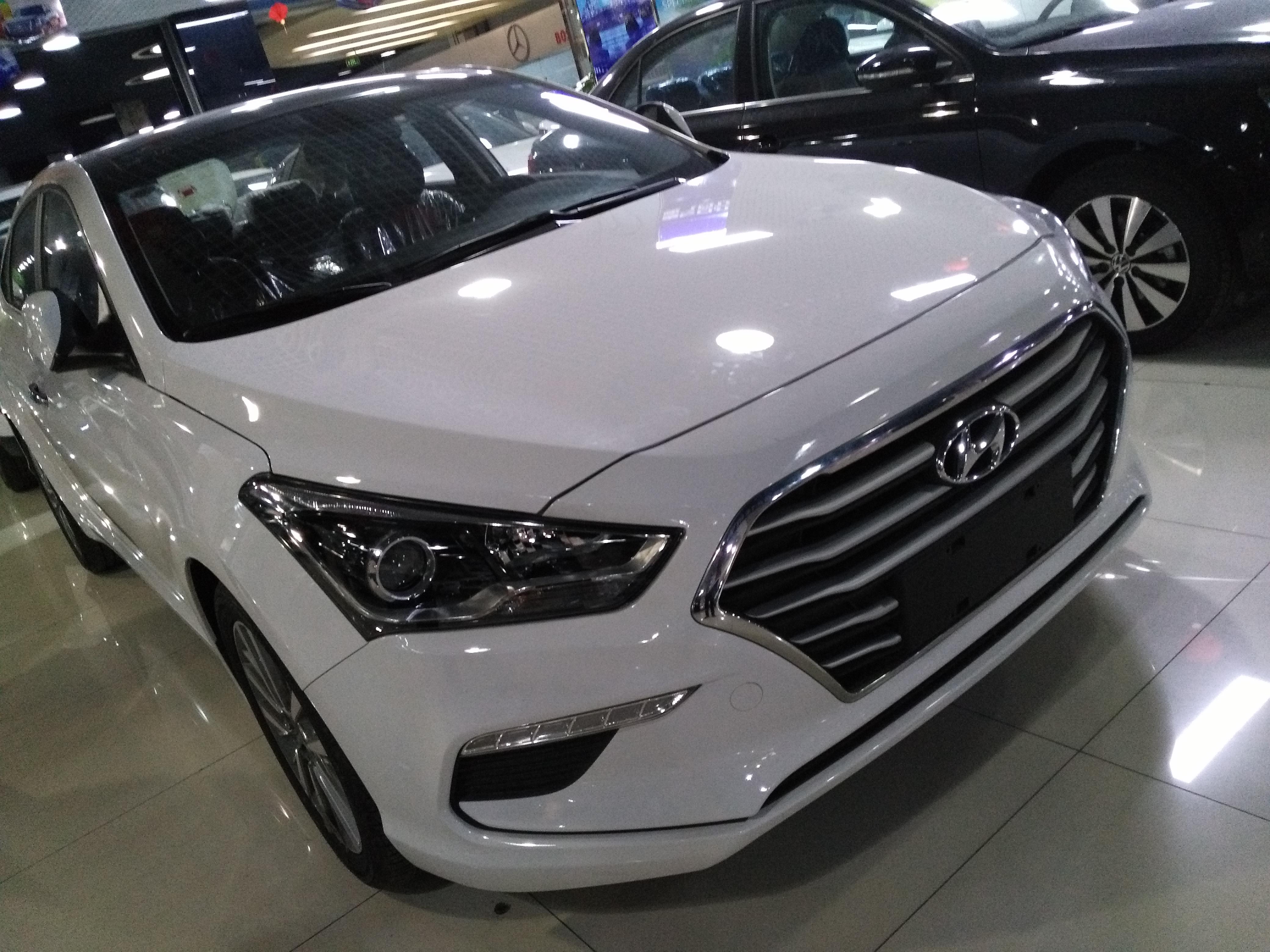 17款北京现代名图打脸放价全系最高下6万网友合资车是要倒闭了吗